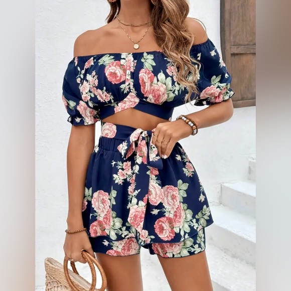 🙌🏼❤️‍🔥Floral Print Top and Shorts Set - Picture 4 of 7